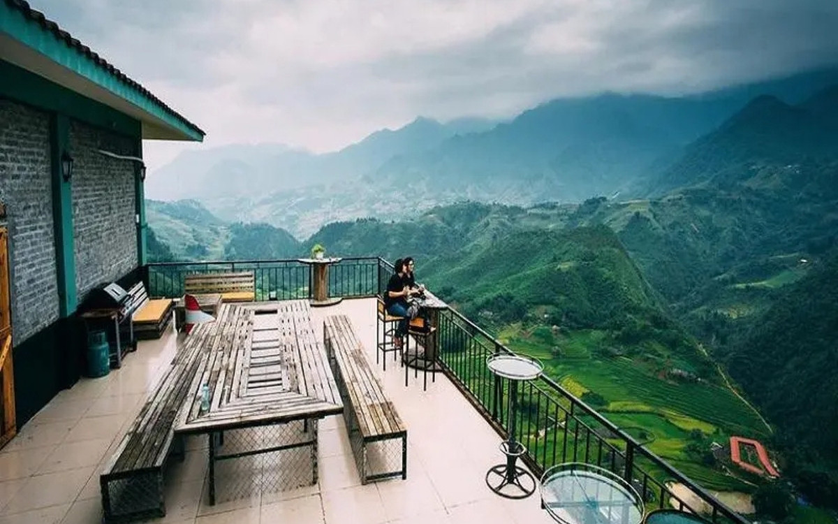 Thưởng thức cà phê và ngắm cảnh tại The Haven Sapa Camp Site