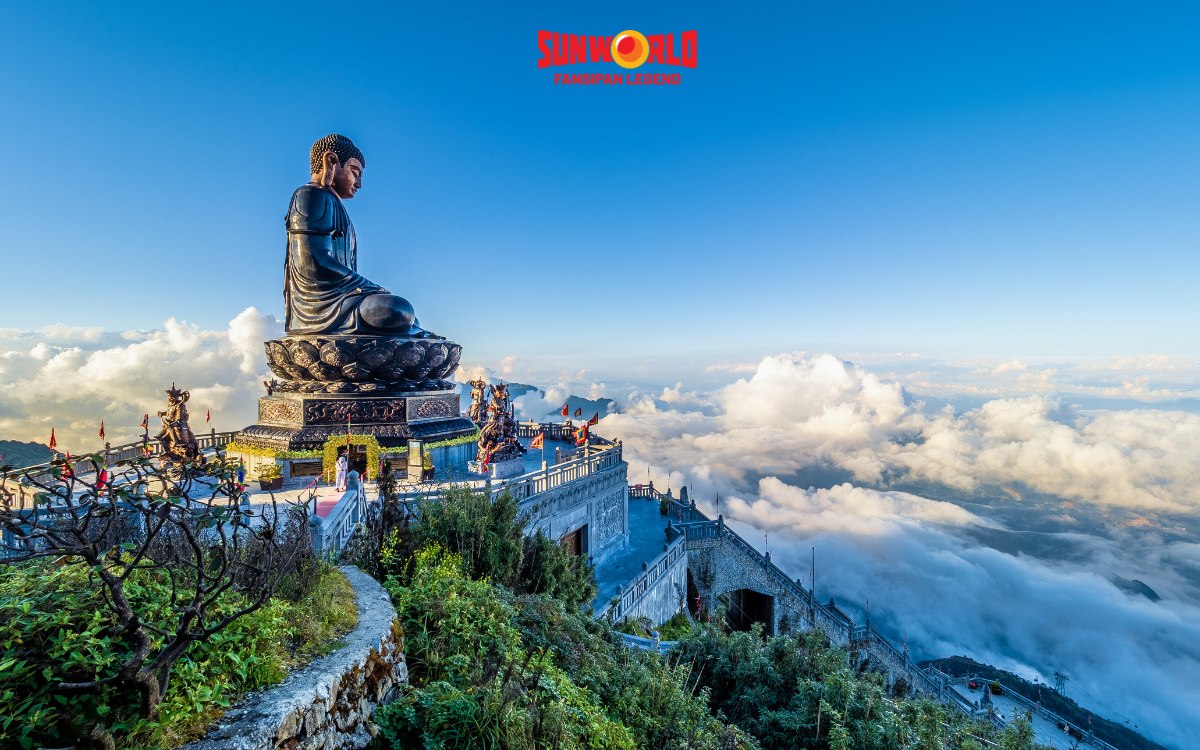 Giá vé các điểm du lịch Sapa: Vé SunWorld Fansipan Legend