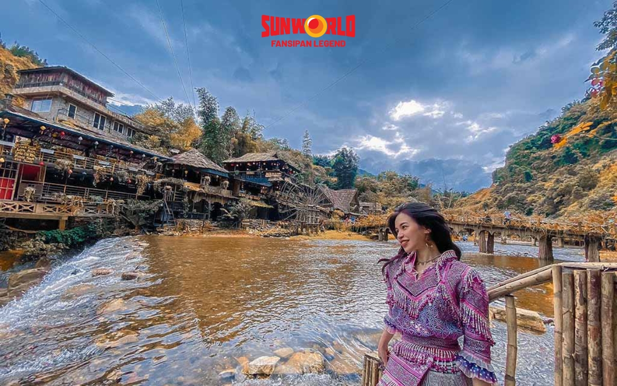 Các con đường đá cổ ở Bản Cát Cát Sapa