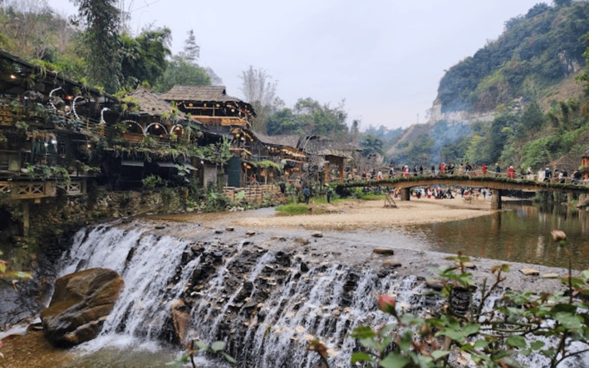 Chiêm ngưỡng khung cảnh bình yên của Bản Cát Cát khi du lịch Sapa tháng 5