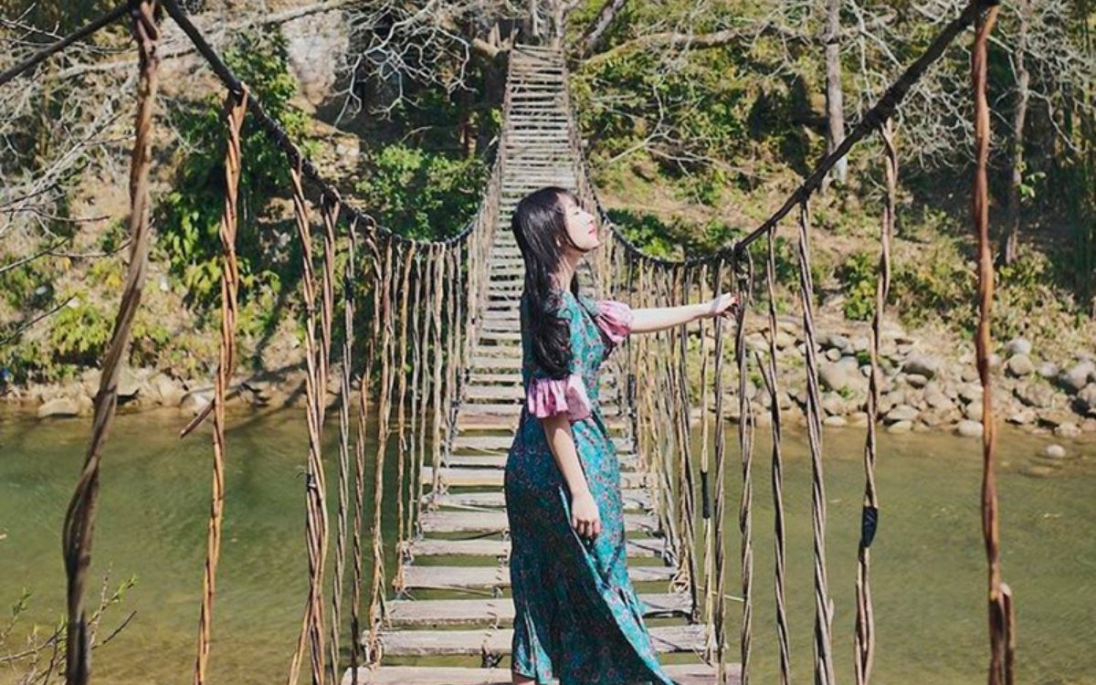 Check-in Cầu Mây cổ kính tại Bản Tả Van Sapa