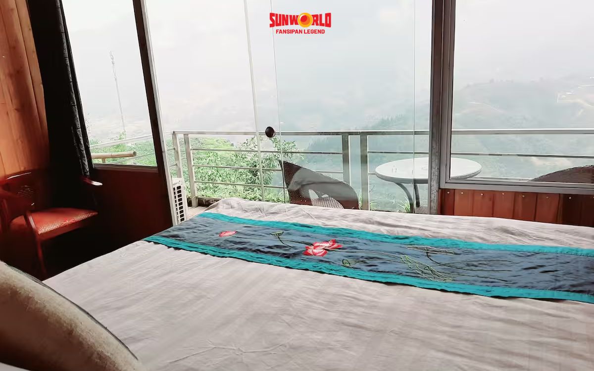 Khu nghỉ dưỡng ngắm vườn hồng cổ Sapa