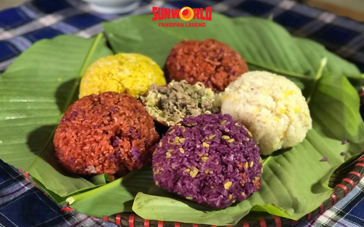 Xôi ngũ sắc chứa đựng tinh hóa văn hóa của đồng bào dân tộc