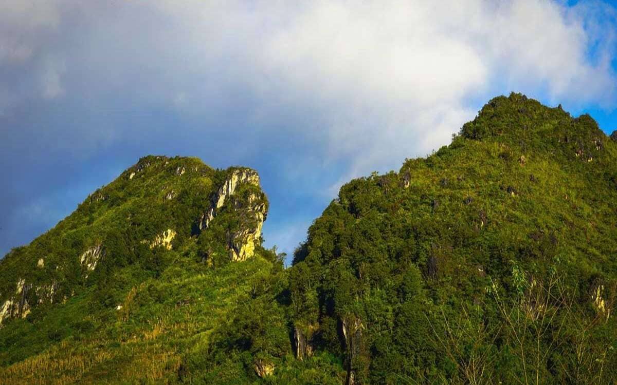 Hướng dẫn đường lên Núi Hàm Rồng Sapa