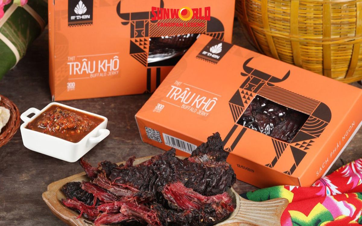 Thịt trâu gác bếp là đặc sản trứ danh của Sapa 