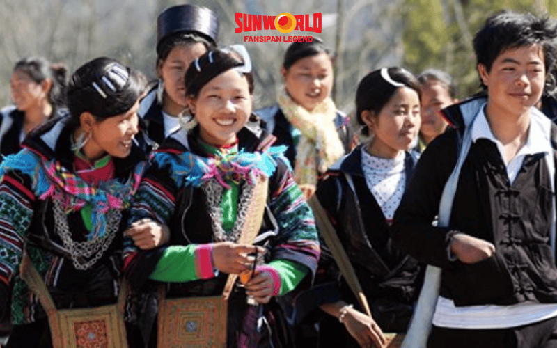 Ý Linh Hồ Sapa - Trang phục của người H’Mông Đen